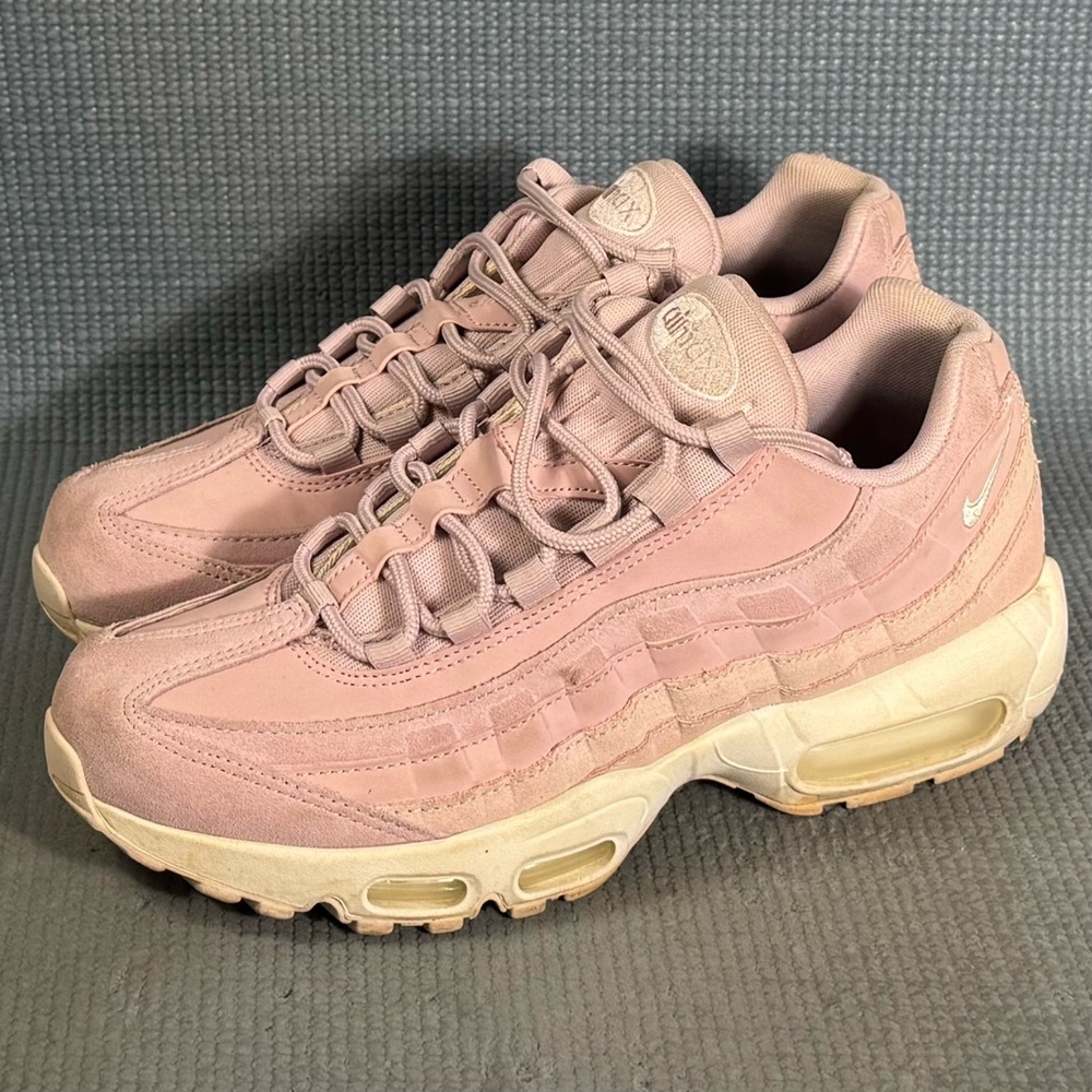 Nike Air‎ Max 95 ‘Rust Pink’ Sneakers Women’s Size 8.5